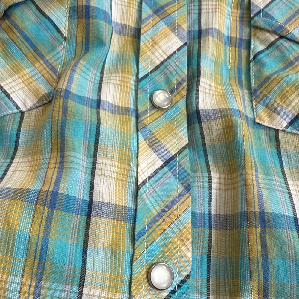 Roper Women's western Plaid Button Down Shirt - w gold thread down the stripe - Picture 5 of 7